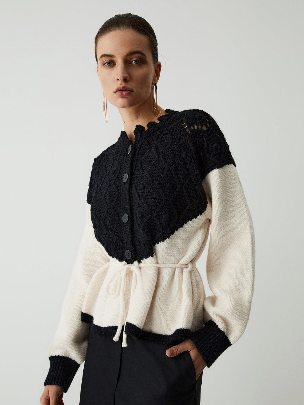 Viktoria – Eleganter Bicolor-Strickpullover