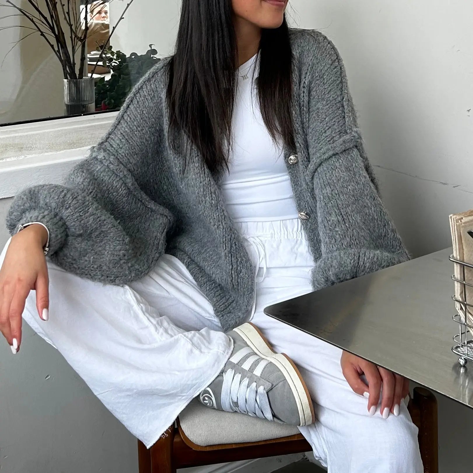 Simone - Damen Oversize Strick Cardigan mit Goldknöpfen