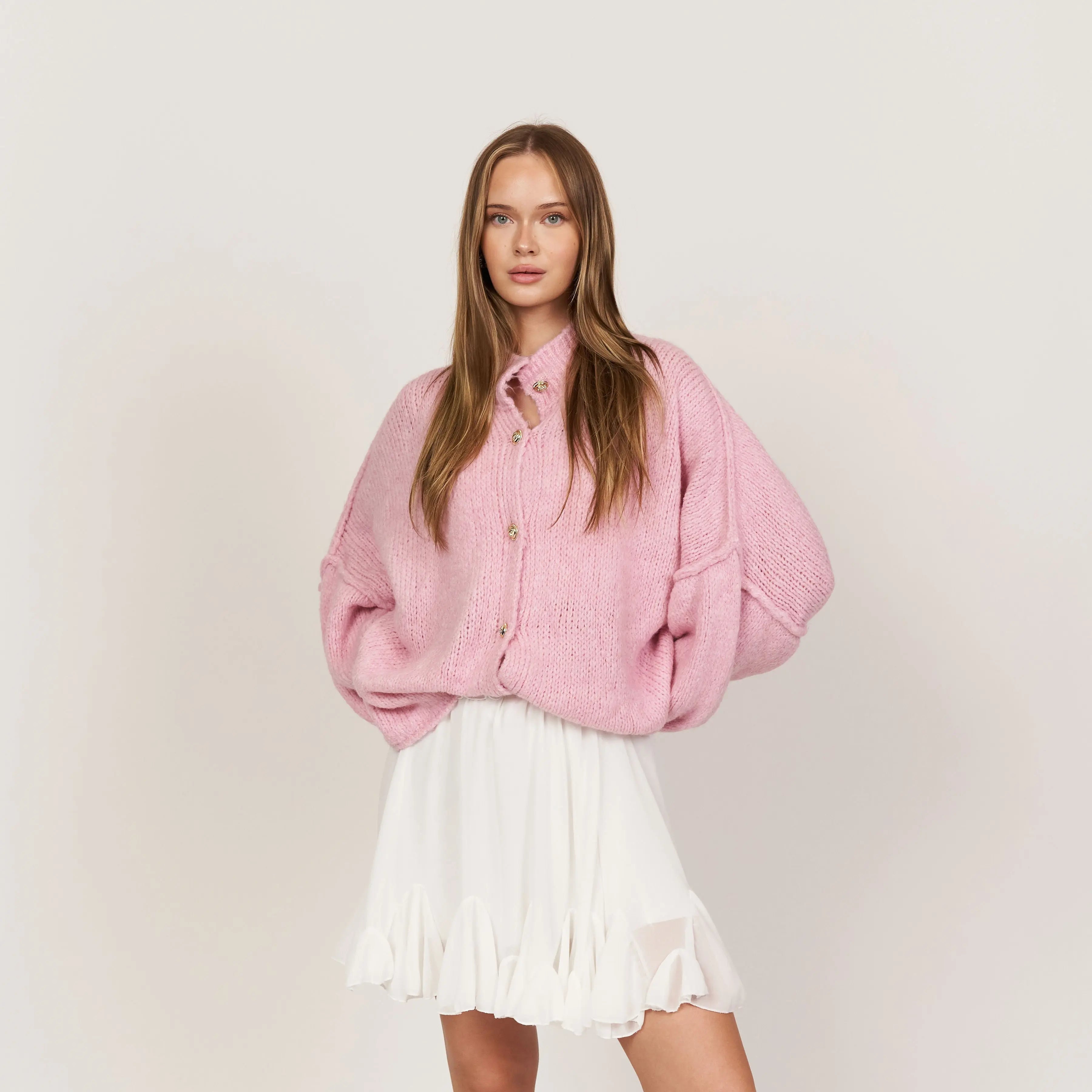 Simone - Damen Oversize Strick Cardigan mit Goldknöpfen