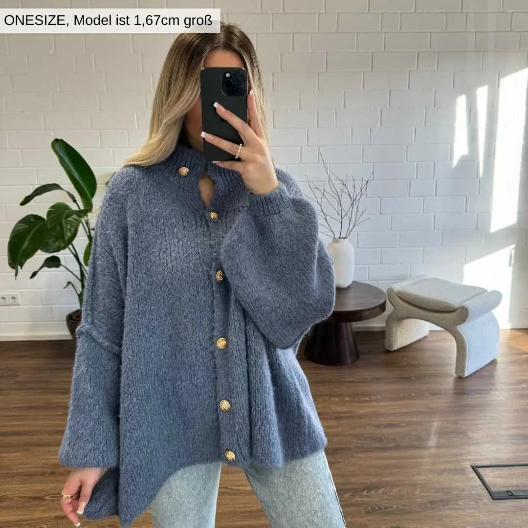 Simone - Damen Oversize Strick Cardigan mit Goldknöpfen