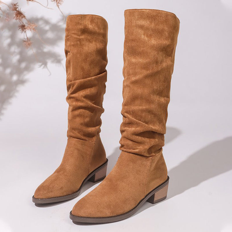 Modische und bequeme kniehohe Stiefel mit Blockabsatz