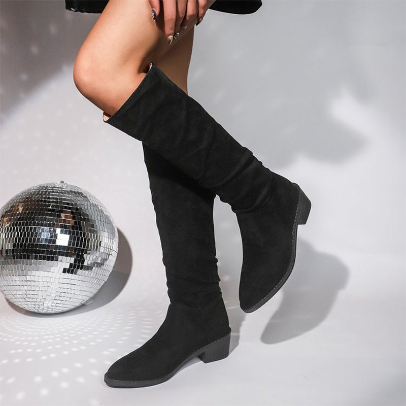 Modische und bequeme kniehohe Stiefel mit Blockabsatz
