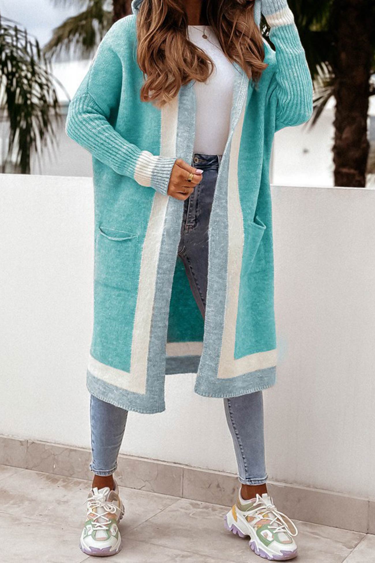 Mary - Winter Eleganz Kapuzen-Cardigan