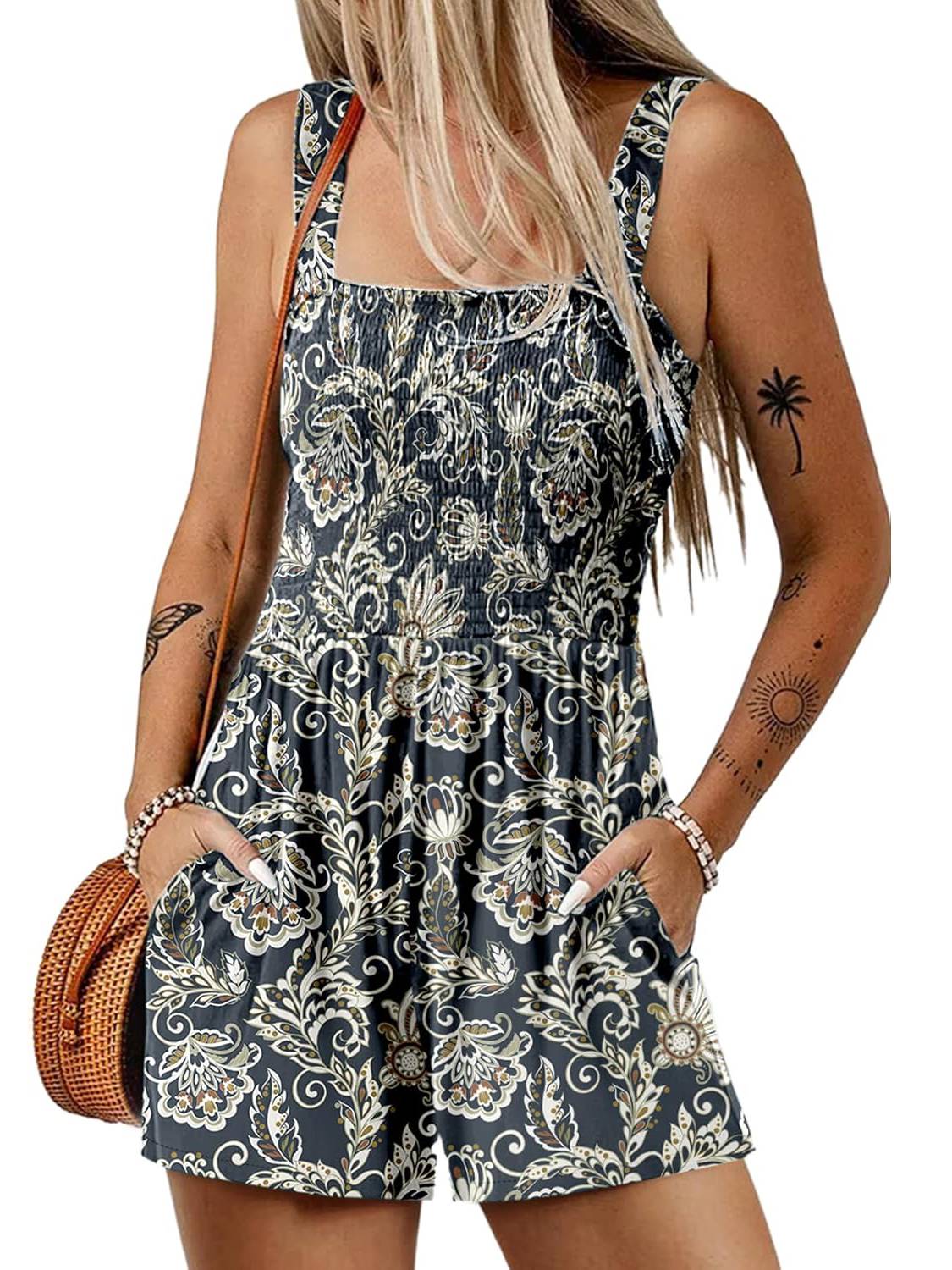 1-_5_-Fernanda – Ärmelloser Sommer Playsuit mit quadratischem Ausschnitt Blau 1