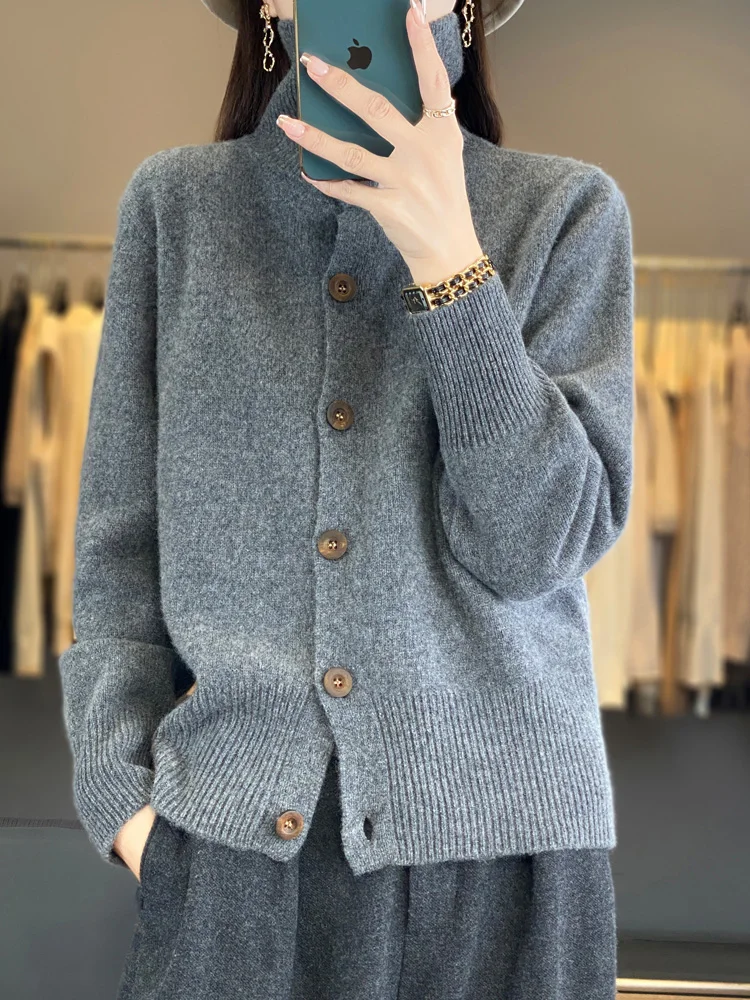 Verena – Elegante und hübsche Strickjacke