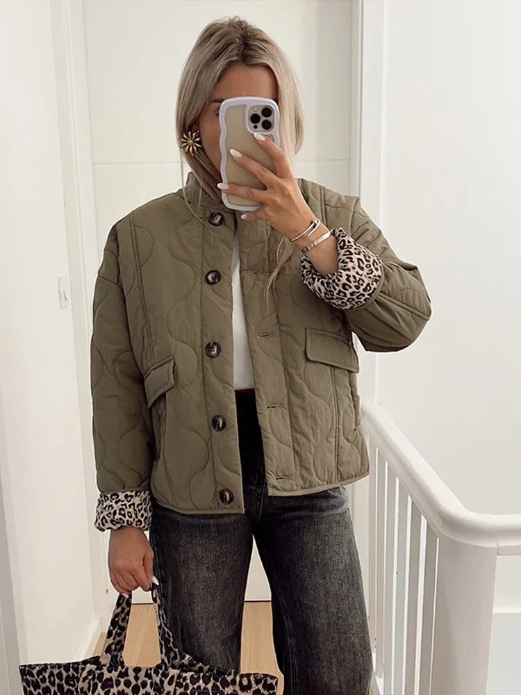 Isabelle - Modische Leopard Jacke