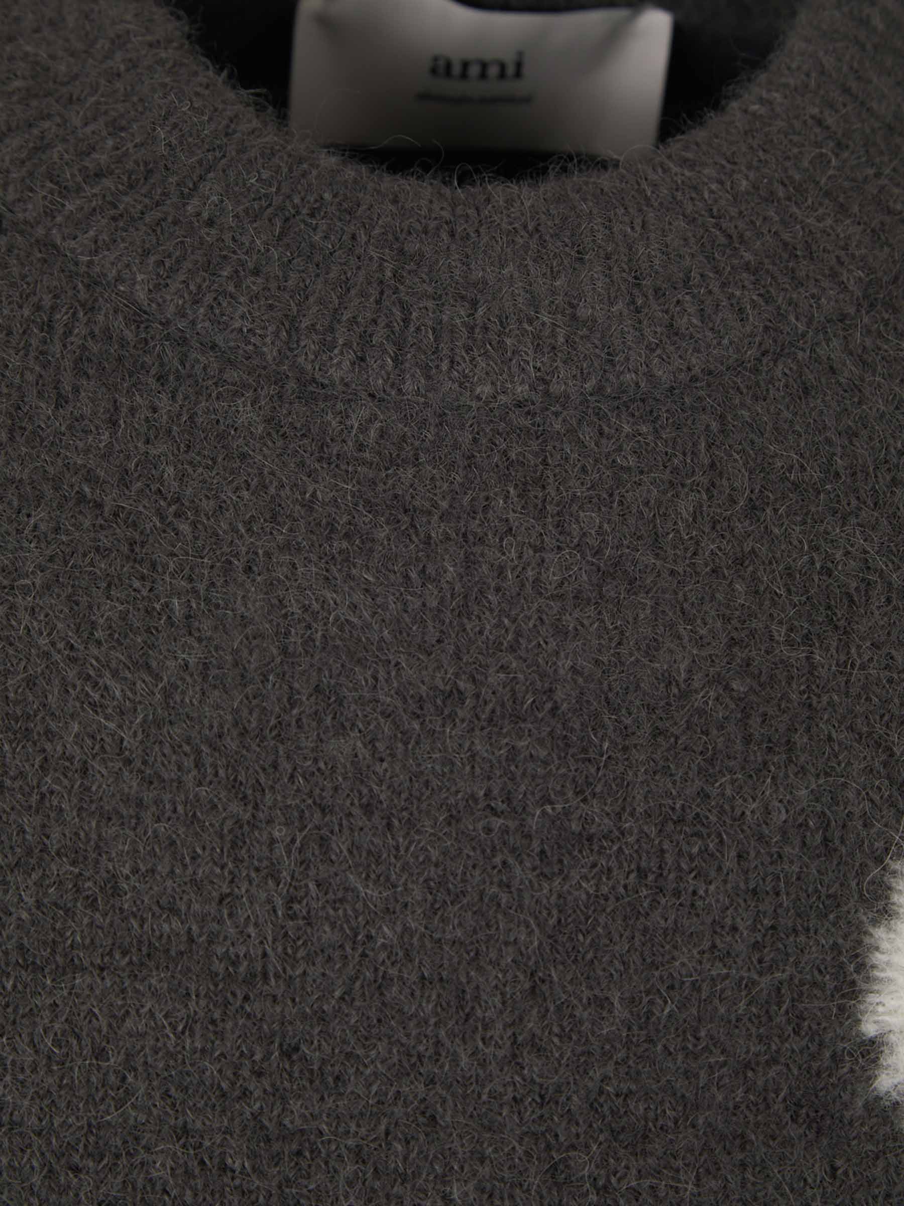 Ian -Herz Pullover