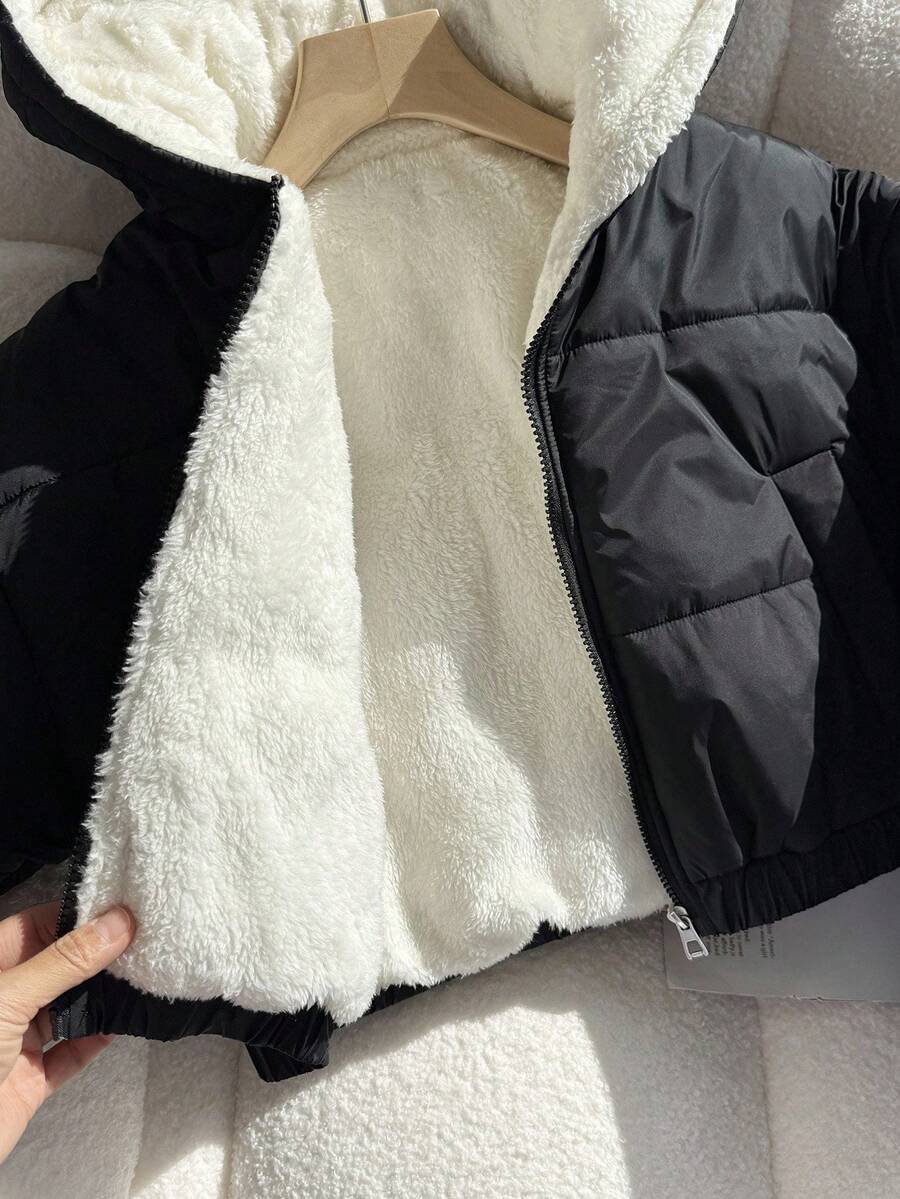 Jasmin – Kurze Kapuzen-Steppjacke für Teenager