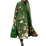 Lluana - Lebendige grüne Jacke mit Blumenprint