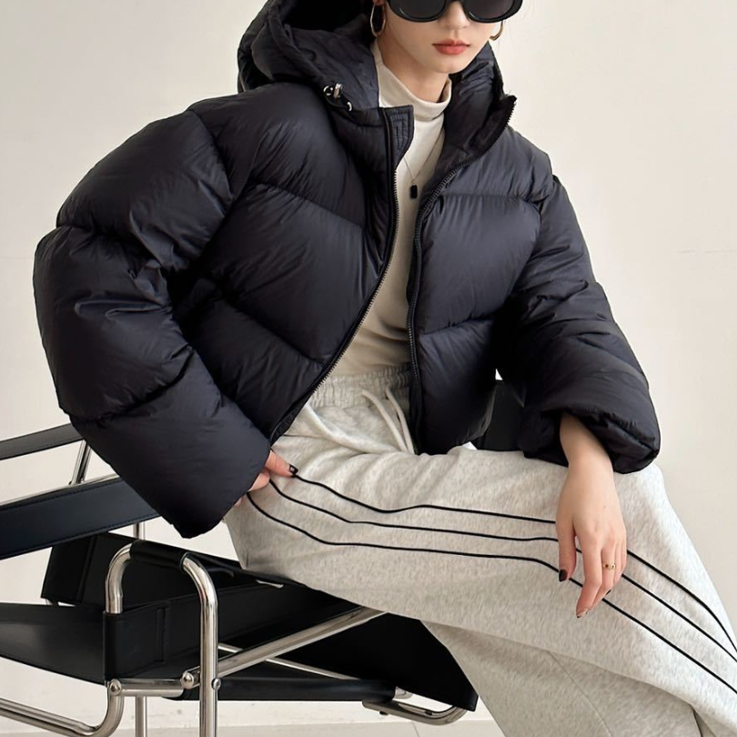 Caroline - Stilvolle Damen Steppjacke mit Kapuze