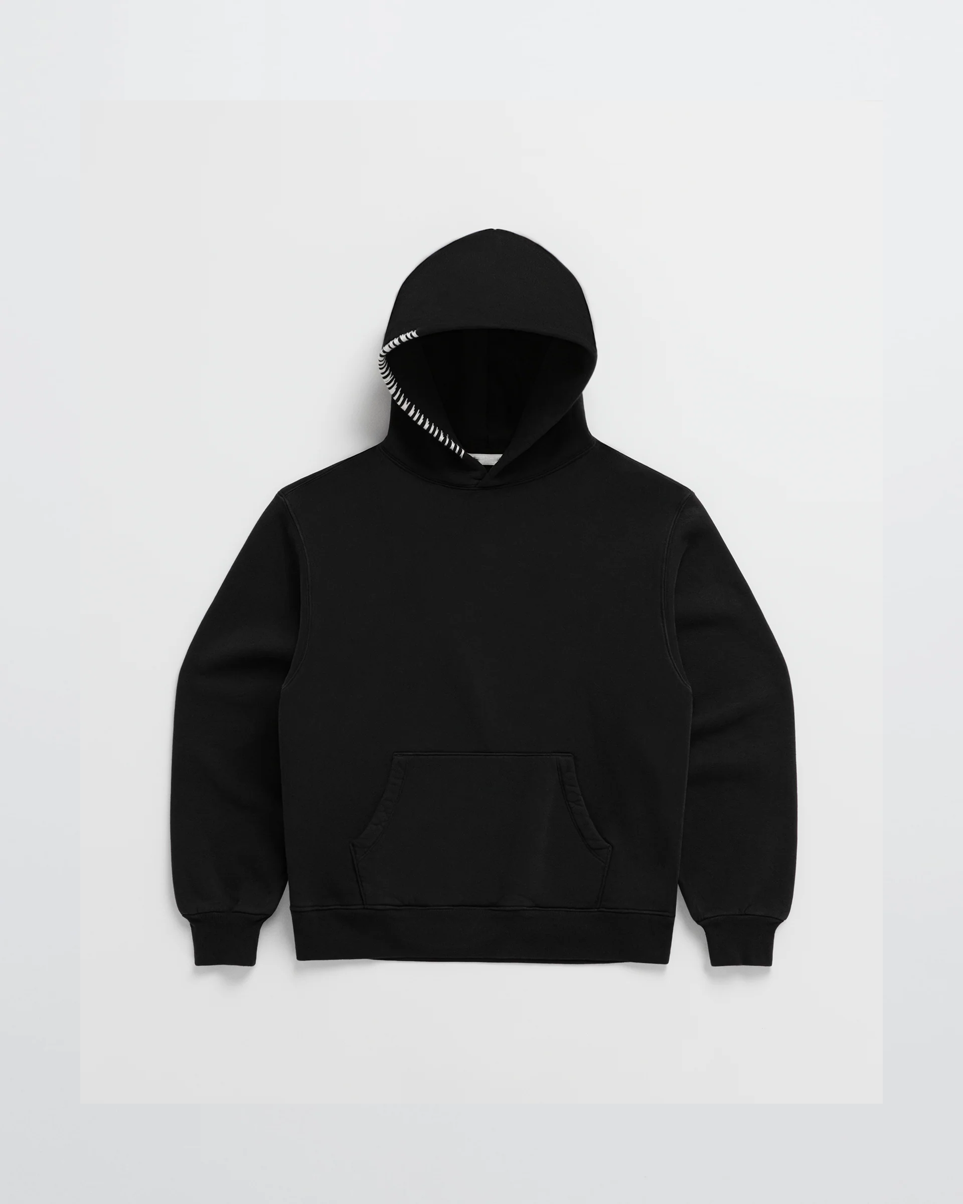 Iduna - Gemütlicher minimalistischer Kapuzenpullover