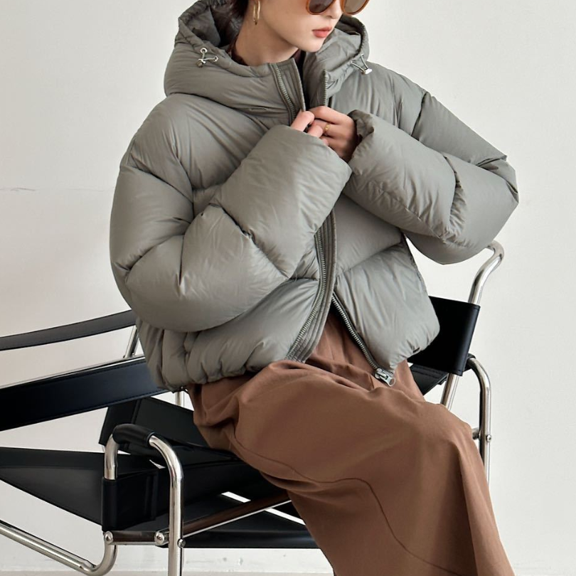 Caroline - Stilvolle Damen Steppjacke mit Kapuze