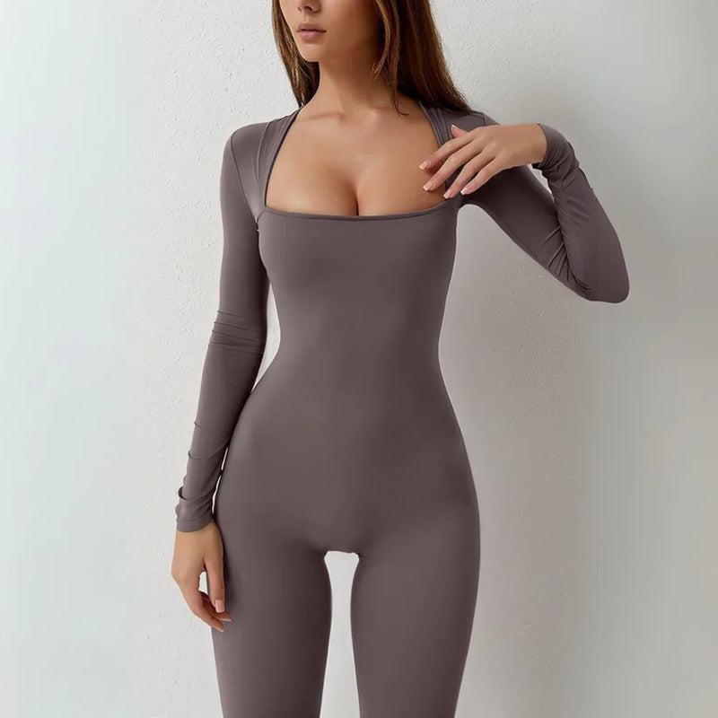 Naria | Figurbetonter Flare-Jumpsuit für Damen