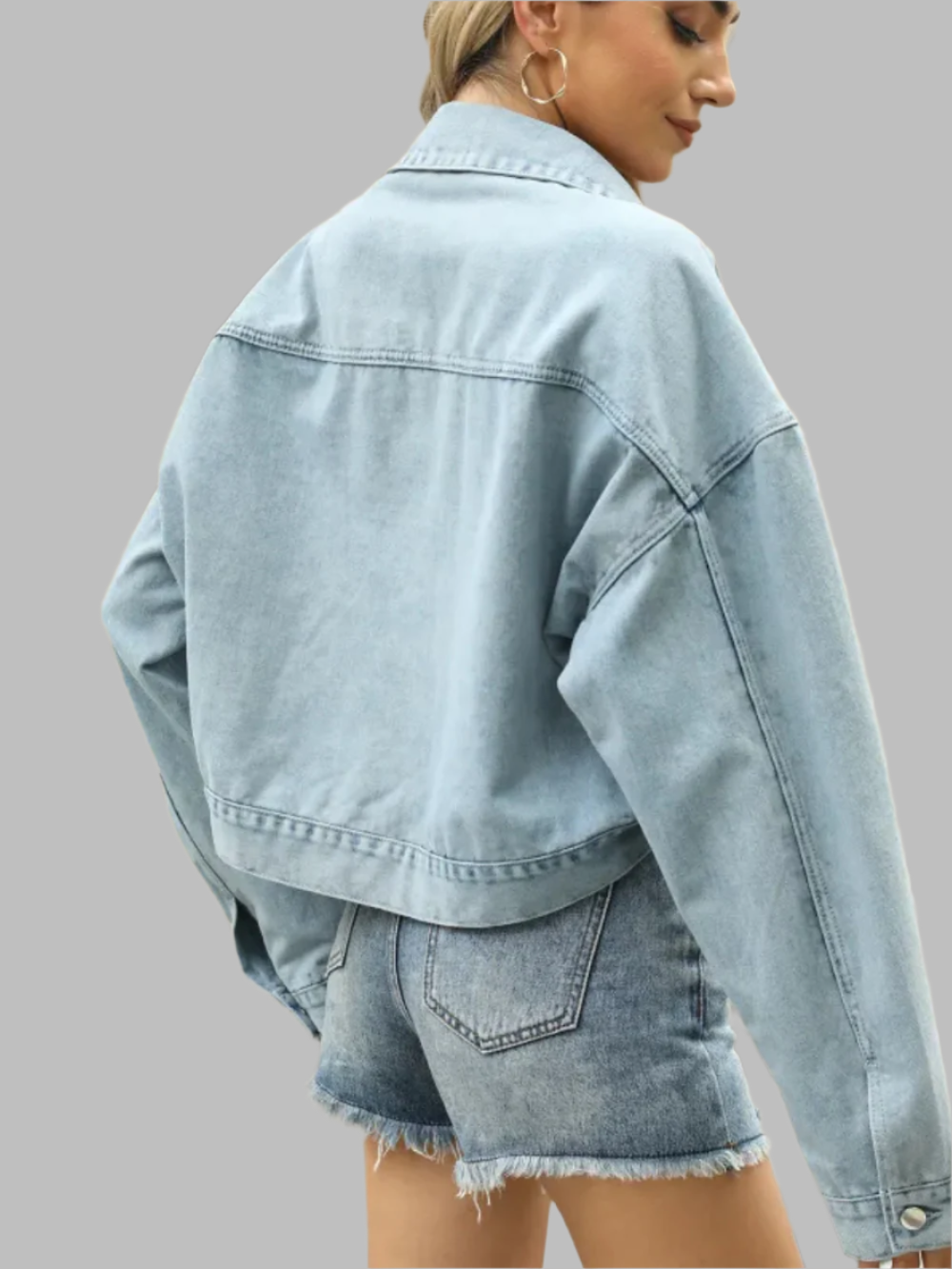 Celine – Kurze Jacke Für Den Alltag