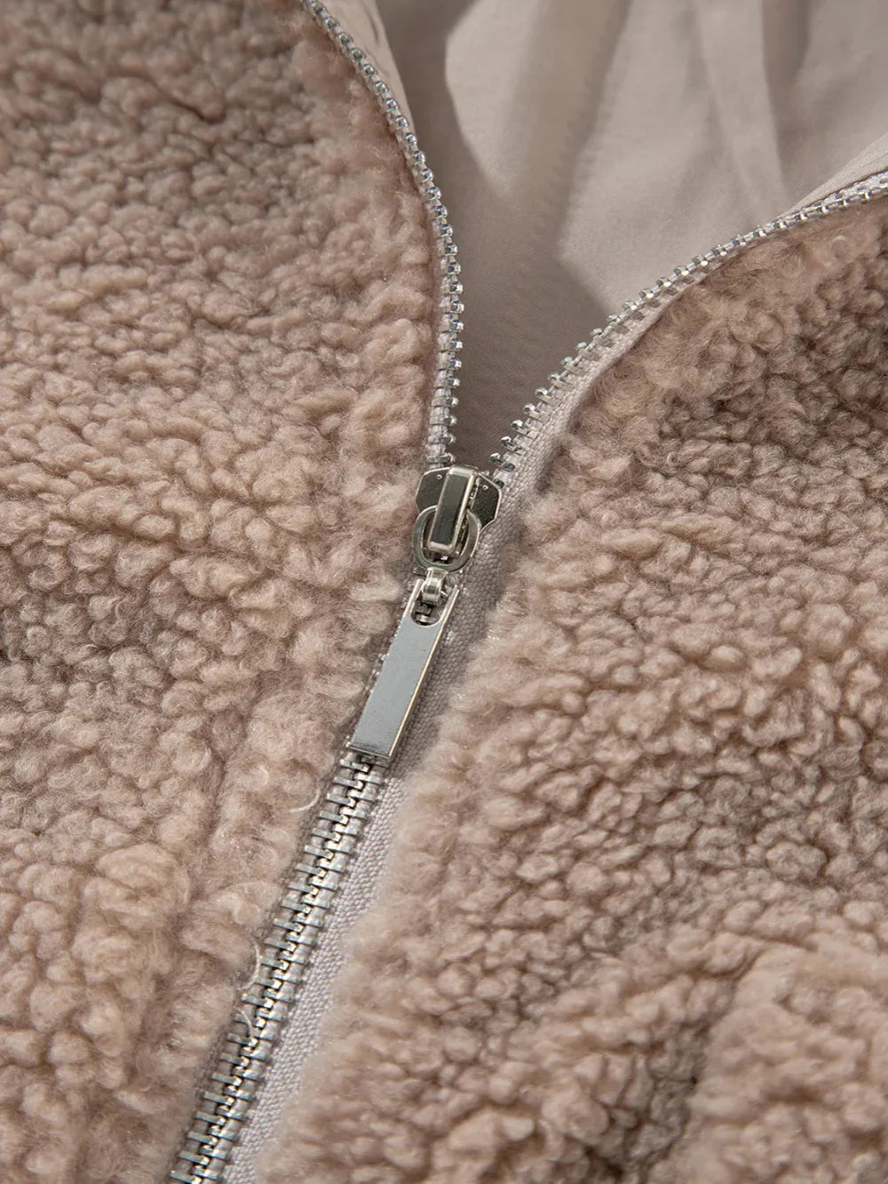 Ulla – Warme Jacke in Mokkabraun