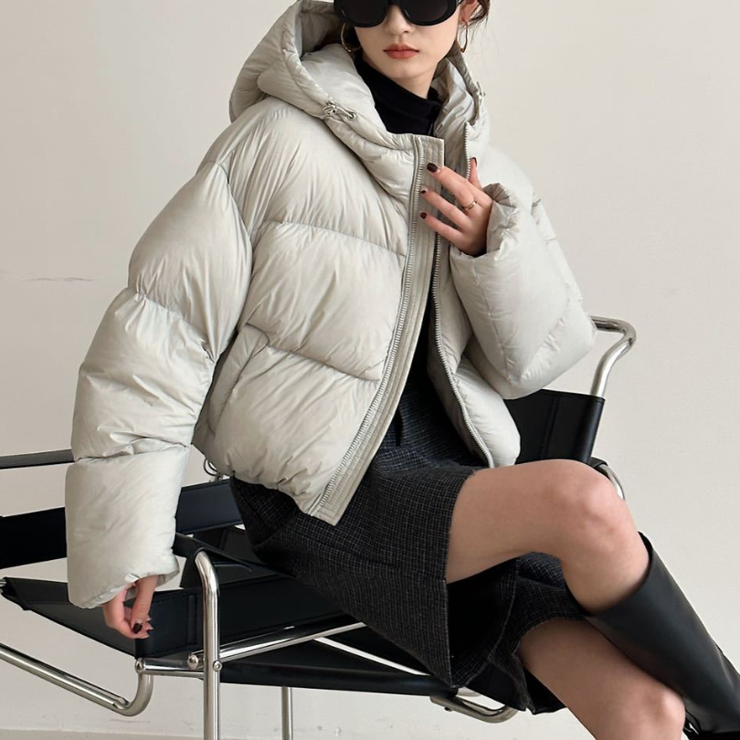 Caroline - Stilvolle Damen Steppjacke mit Kapuze