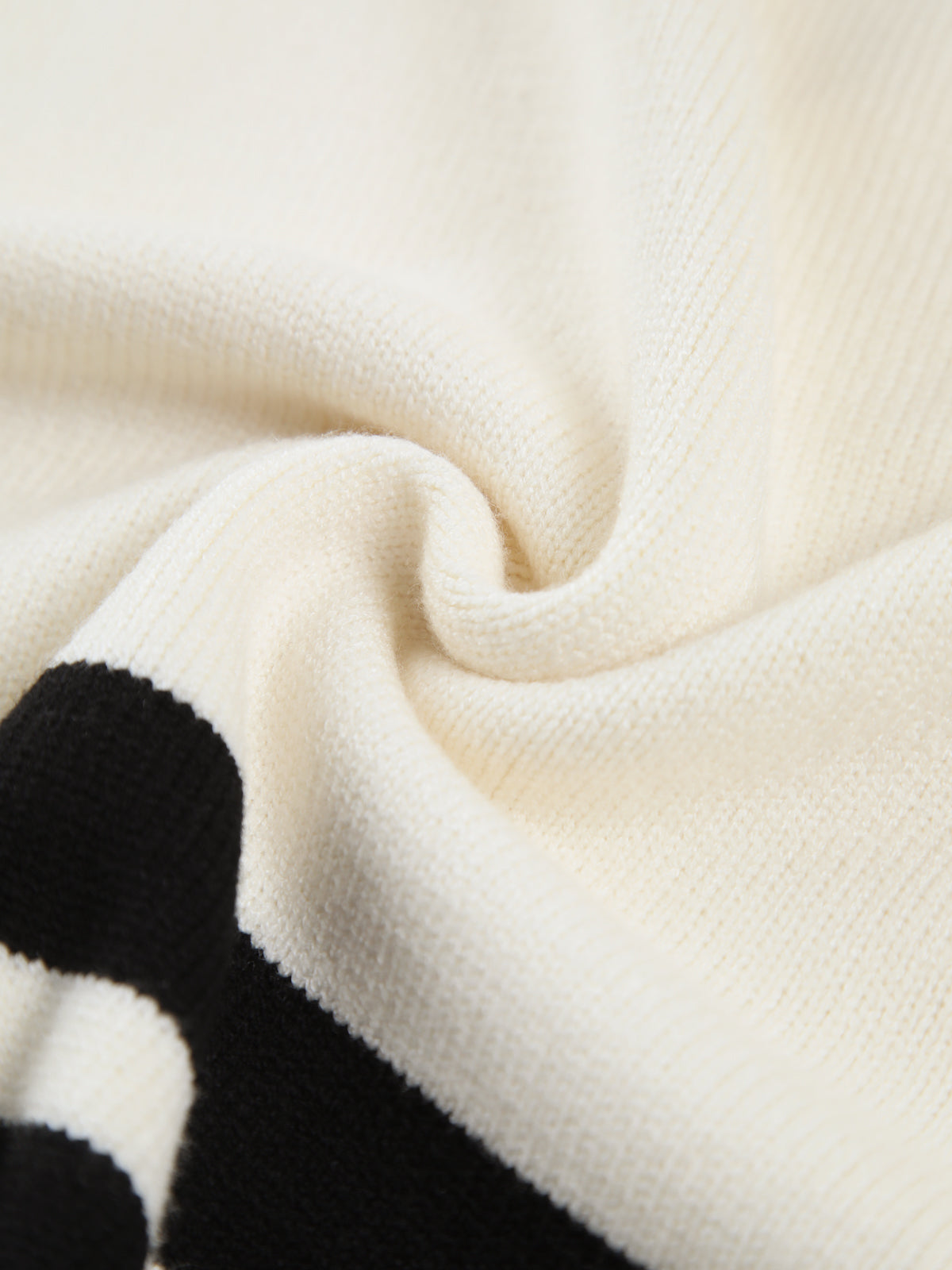 Nadja – Gestrickter Pullover Mit Mock Neck