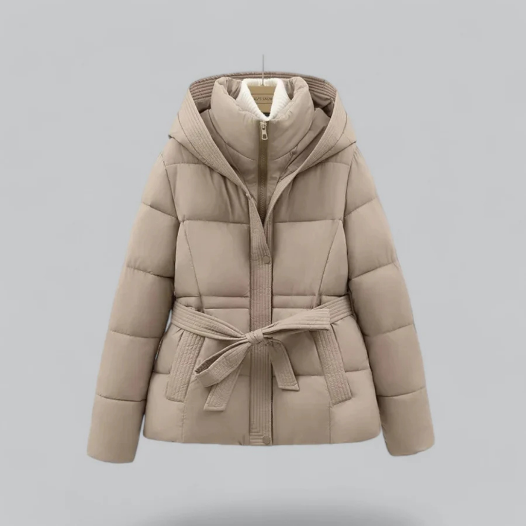 Mara – Warme Pufferjacke mit Gürtel und Kapuze