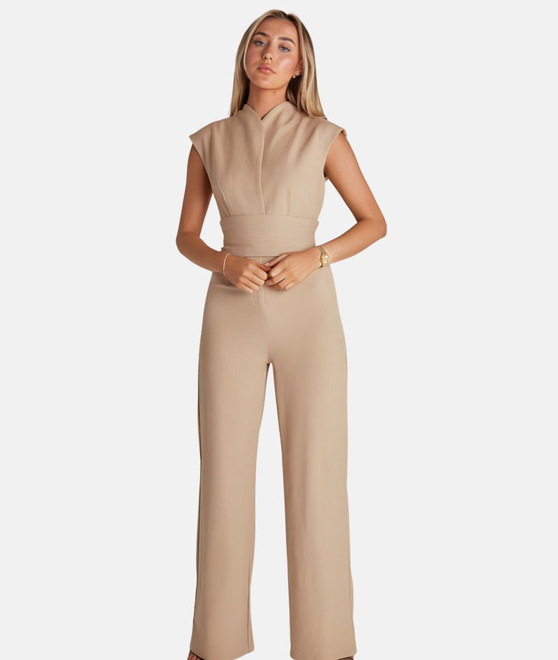 Sarkeysha - Modischer Jumpsuit mit Wickeldetail und weitem Bein