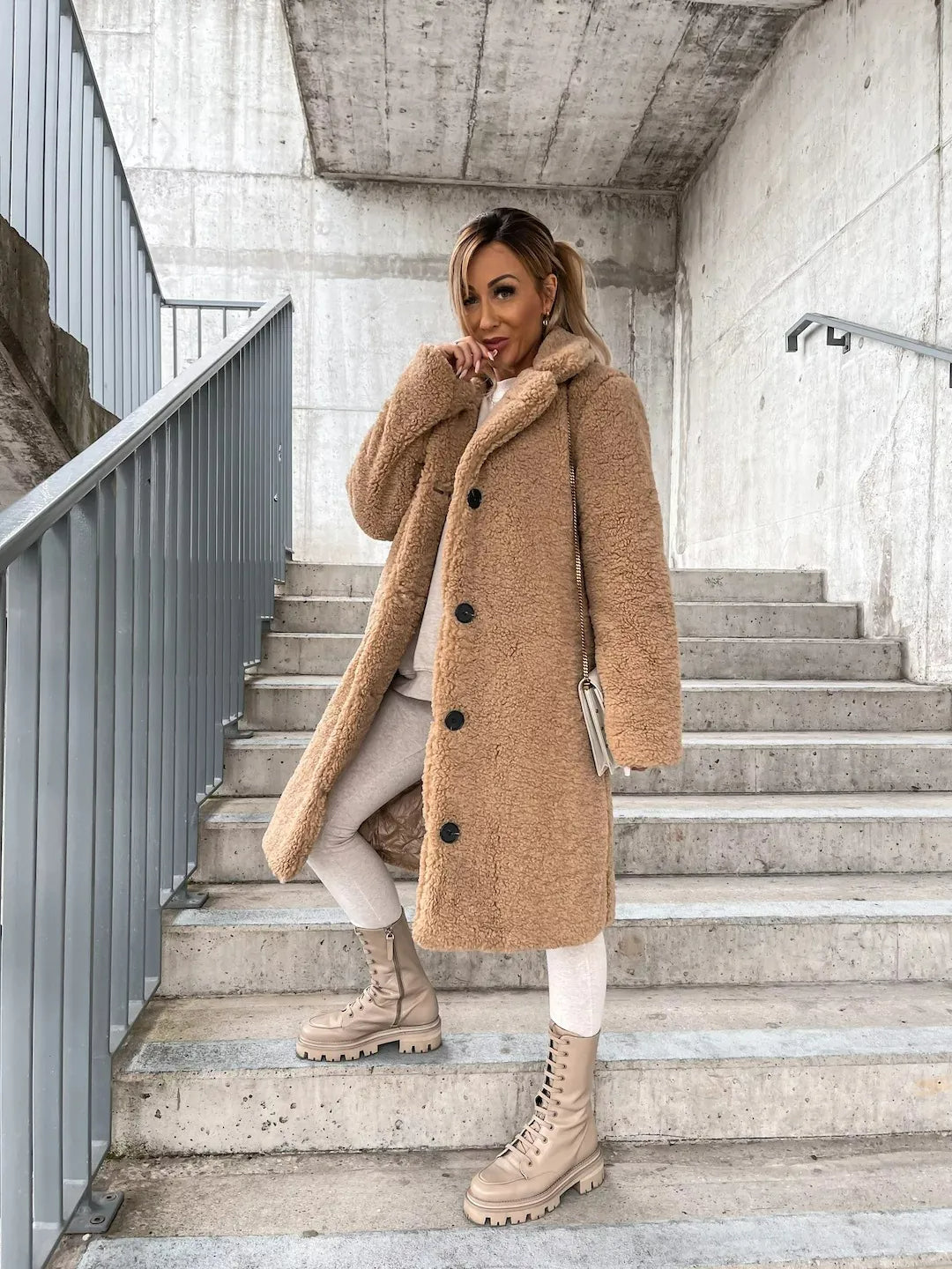 Ofelia - Eleganter Trenchcoat für Damen