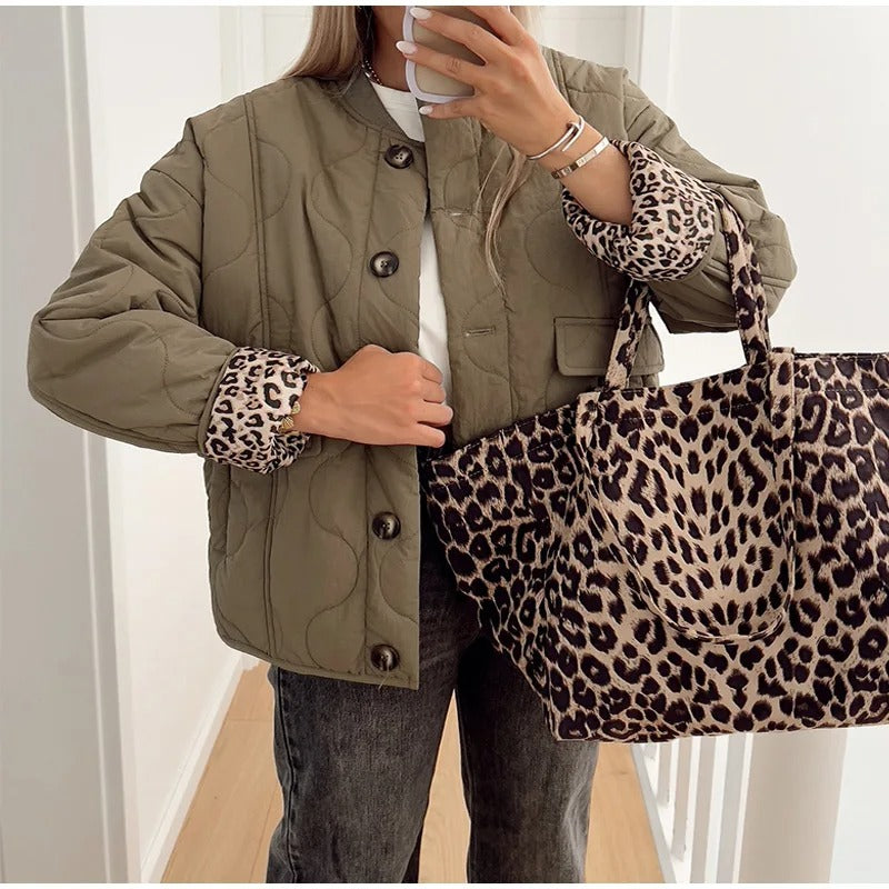 Isabelle - Modische Leopard Jacke