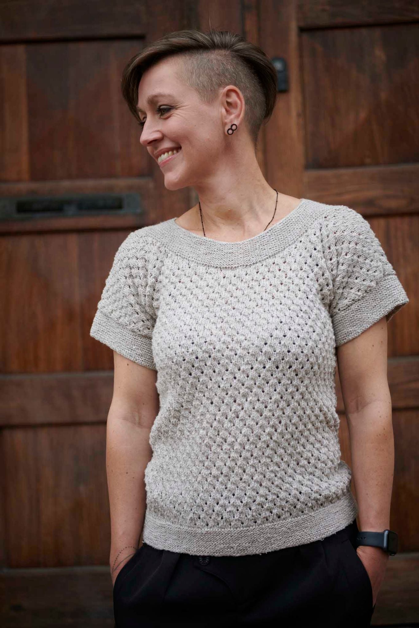 Bettina - T-shirt med enkelt hulmønster Opskrift 4