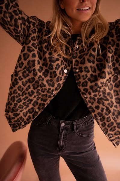 Yasin – Modische Bomberjacke Mit Leopardenmuster