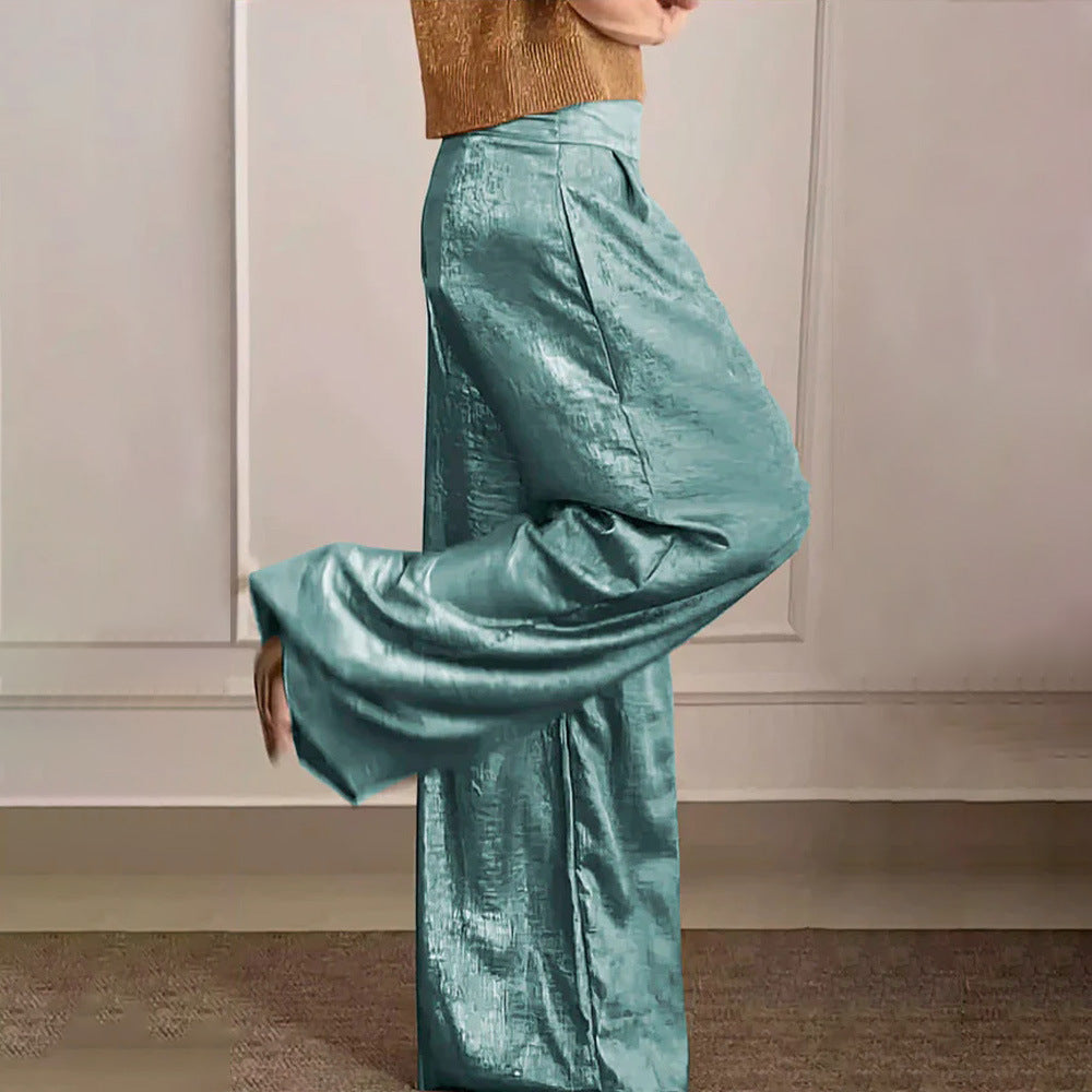 Chelsea- Weite Hose in Metallic Hellblau