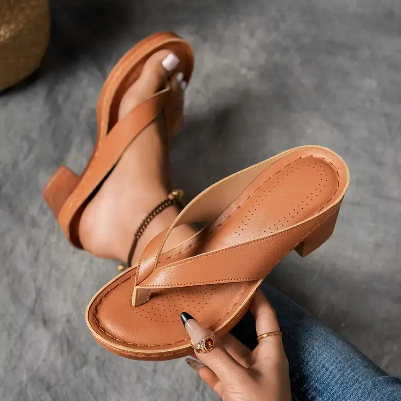 Cyra - Orthopädische Slipper mit Absatz Braun