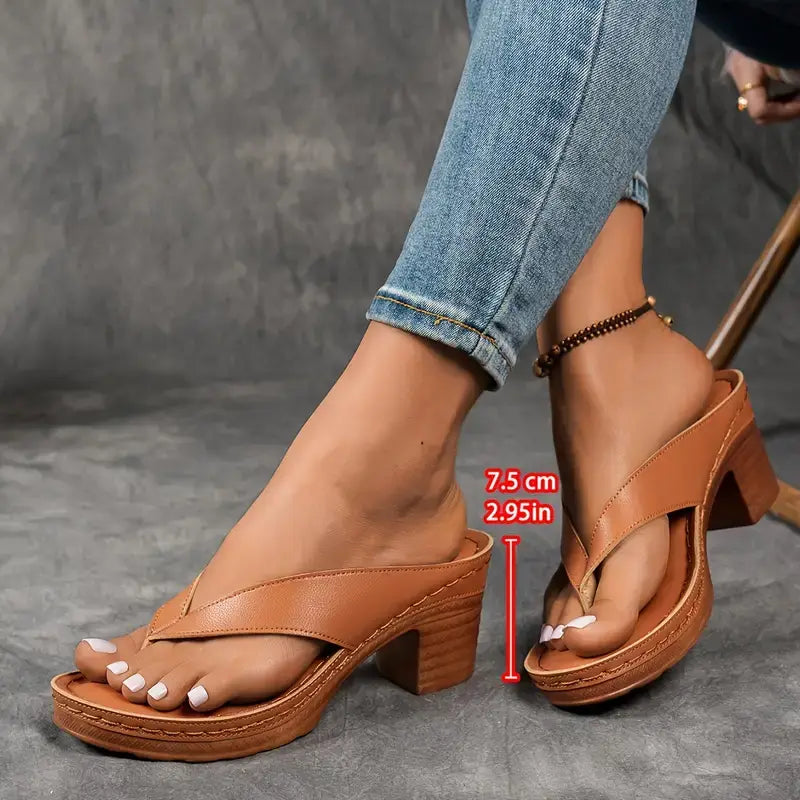 Cyra - Orthopädische Slipper mit Absatz Braun 2