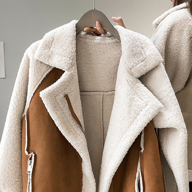 Gertrud – Eleganter Kuscheliger Wintermantel