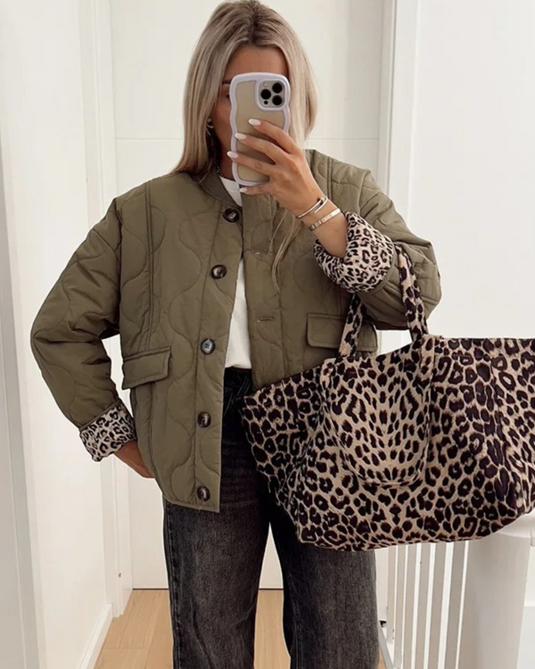 Savanna Chic - Leopardengefütterte Jacke