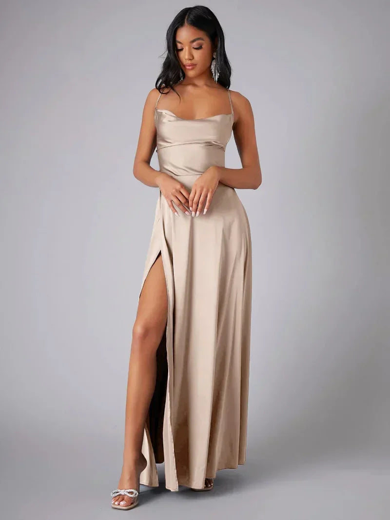 Emilie – Ärmelloses Sommer-Maxikleid mit Beinschlitz Hellbraun