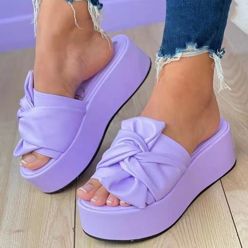 Fiorella - Orthopädische Sandale mit hohem Rand Lila