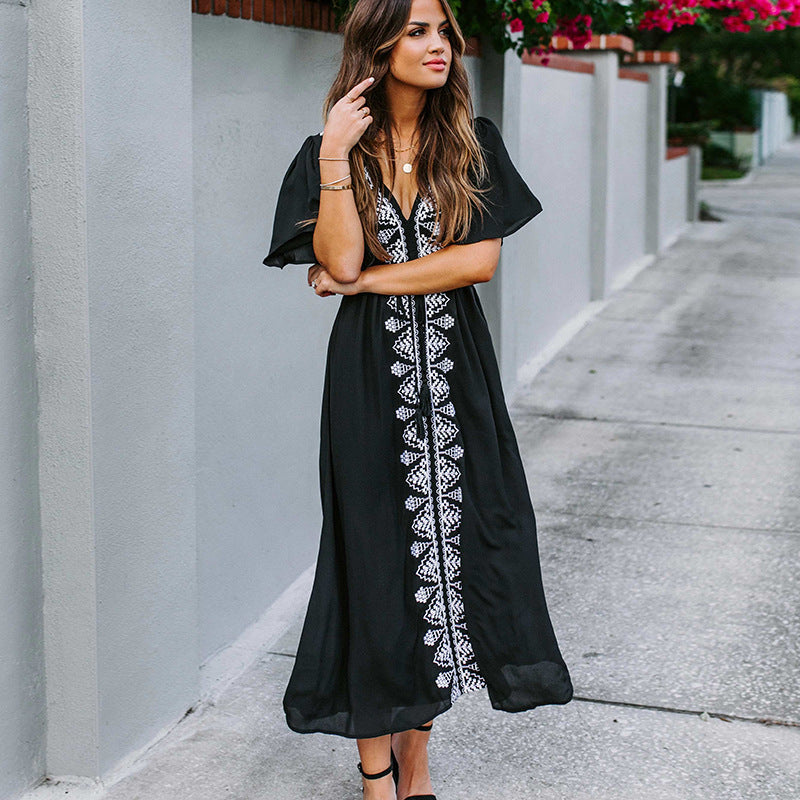 Geraldine- Damen Maxi Kleid mit kunstvoller Stickerei Schwarz 2