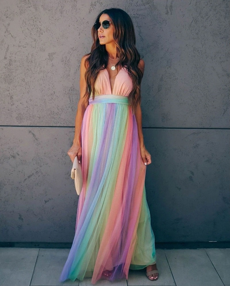 Renata - Verspieltes Sommerkleid mit Regenbogenstreifen und Spaghettiträgern