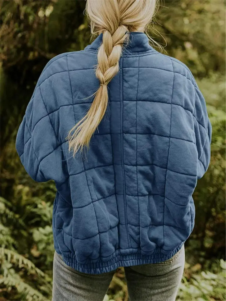 Rella – Mutige & Gemütliche Oversize Daunenjacke