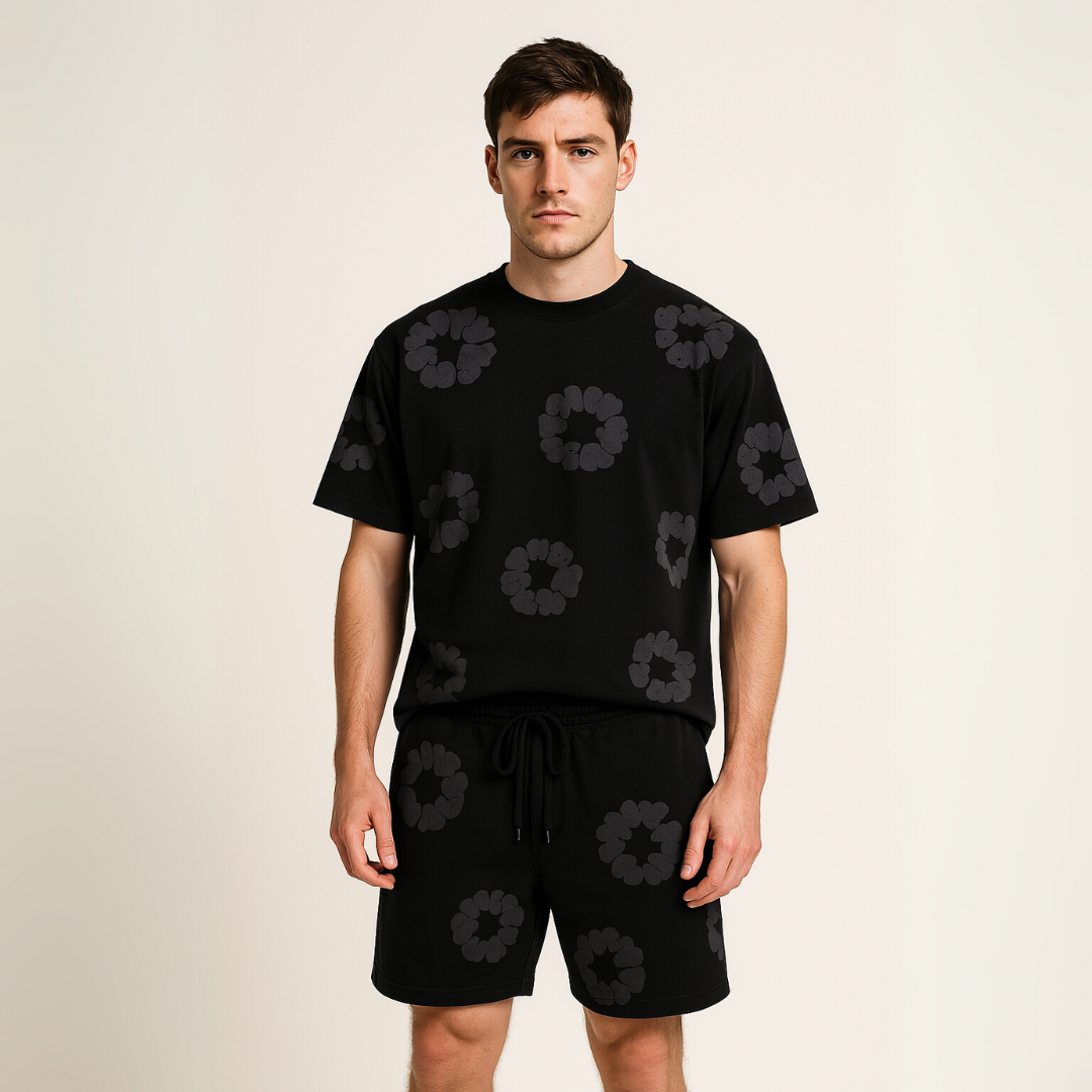 Hildegard – Unisex T-Shirt & Shorts Set aus Baumwolle Schwarz auf Schwarz