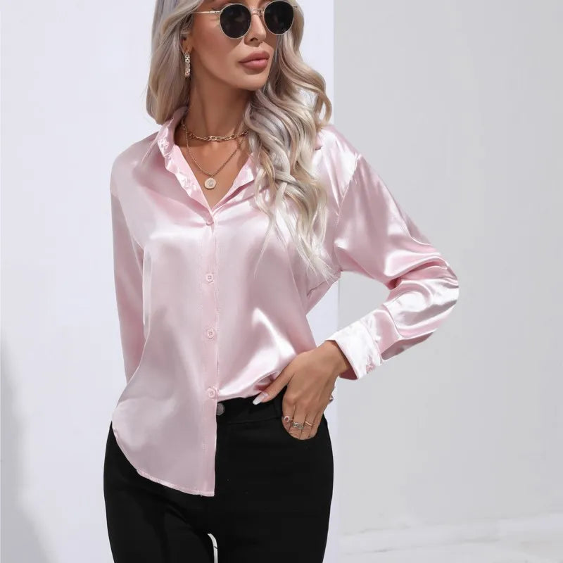 Erla – Elegantes Damen Satin Hemd mit Knopfleiste