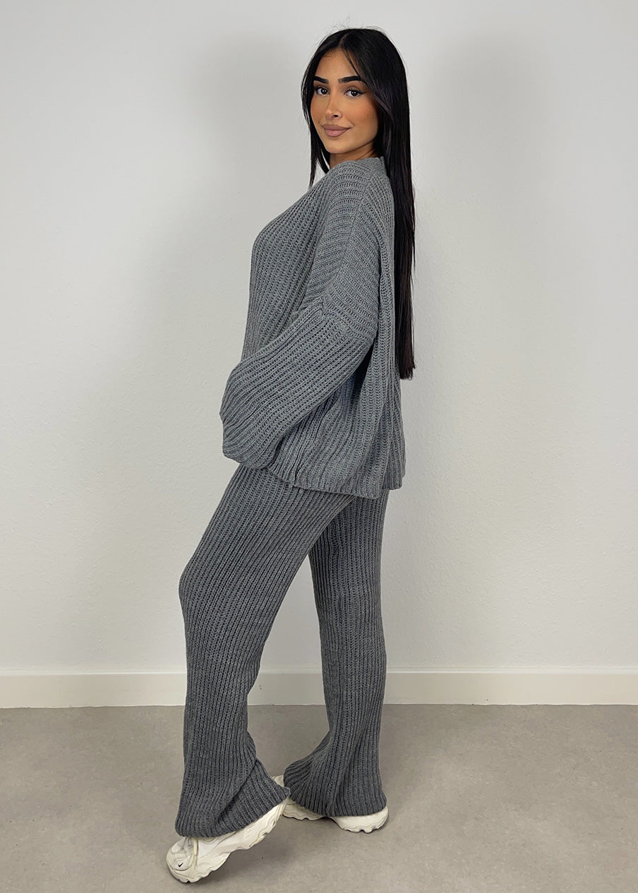 Ignacia - Strick-Set aus Cardigan und Hose