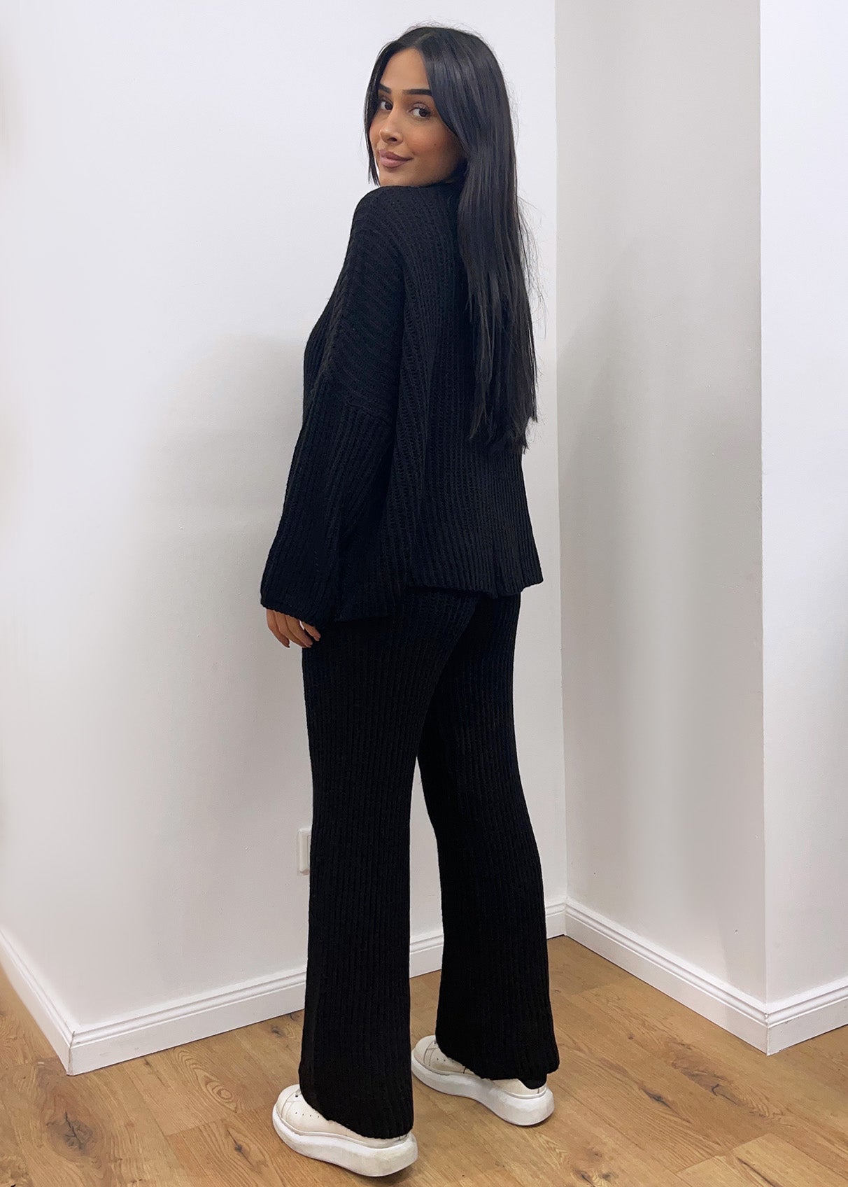 Ignacia - Strick-Set aus Cardigan und Hose