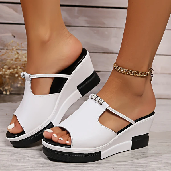 Ignatia – Orthopädische Damen-Plateausandalen mit Komfort Weiß