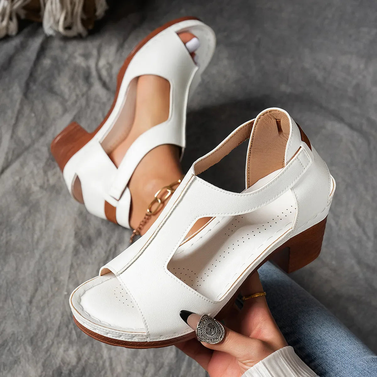 Ivanka – Orthopädische Damen-Sandalen mit Blockabsatz Weiß
