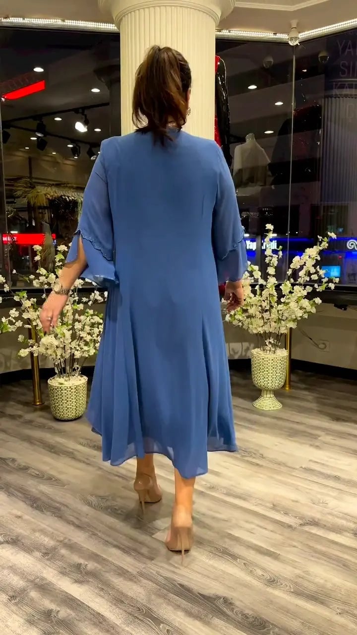 Jessika – Elegantes, luftiges Damenkleid aus Chiffon Dunkelblau