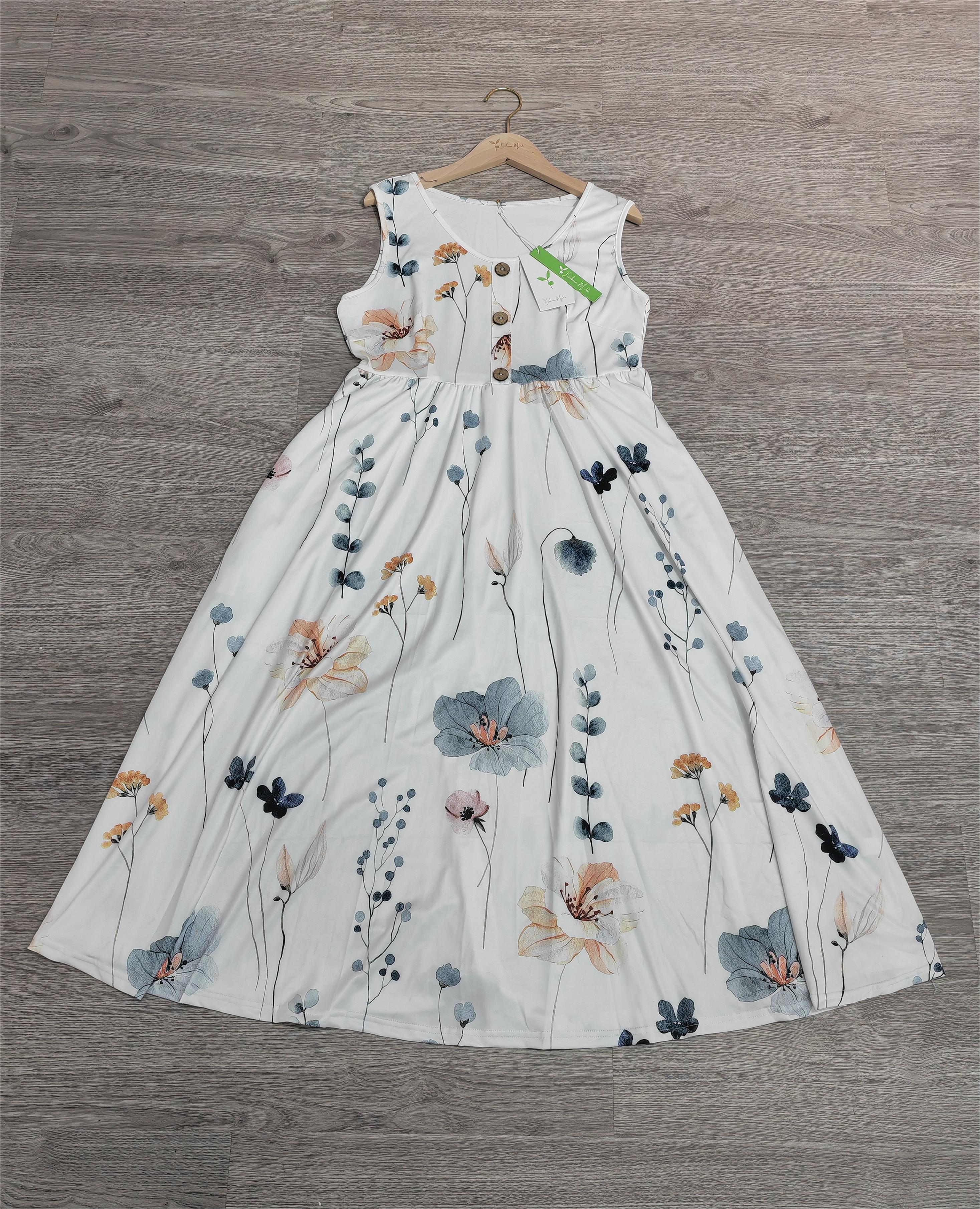 Judith – Weißes Midikleid mit Blumen im Twofer-Look WeiB