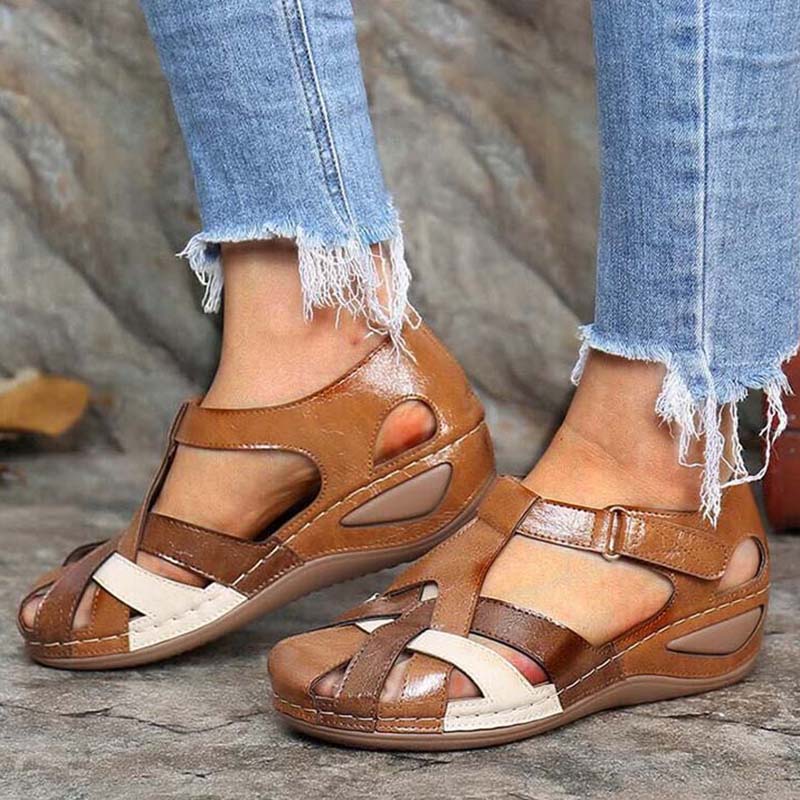 Kalina - Damen Sandalen mit Schnalle und Fußbett Braun