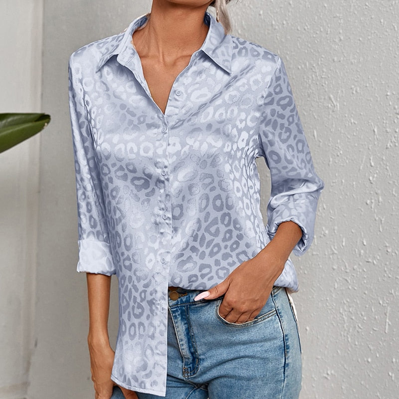 Karina - Elegante Damenbluse mit Luxuriösem Druck Blau