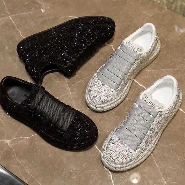 Lauren- Glitzernde Sneaker mit Kristallverzierungen 1