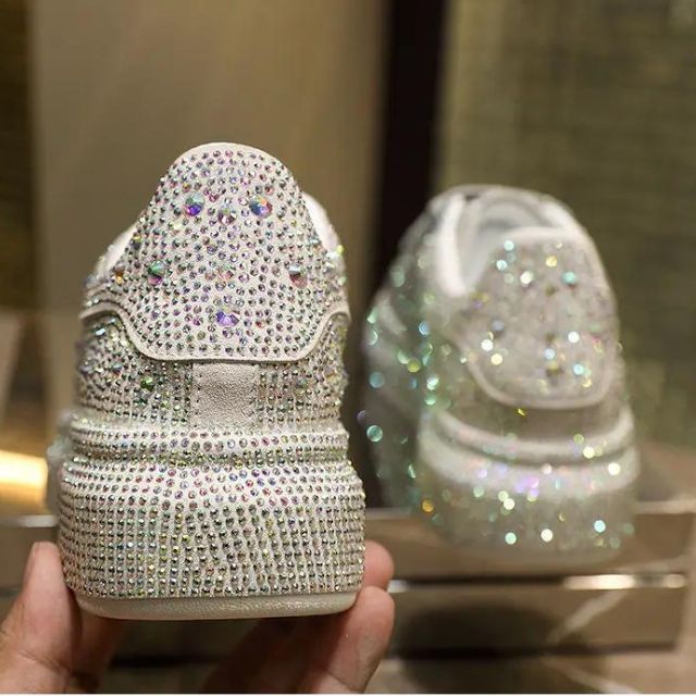 Lauren- Glitzernde Sneaker mit Kristallverzierungen Bunt 7