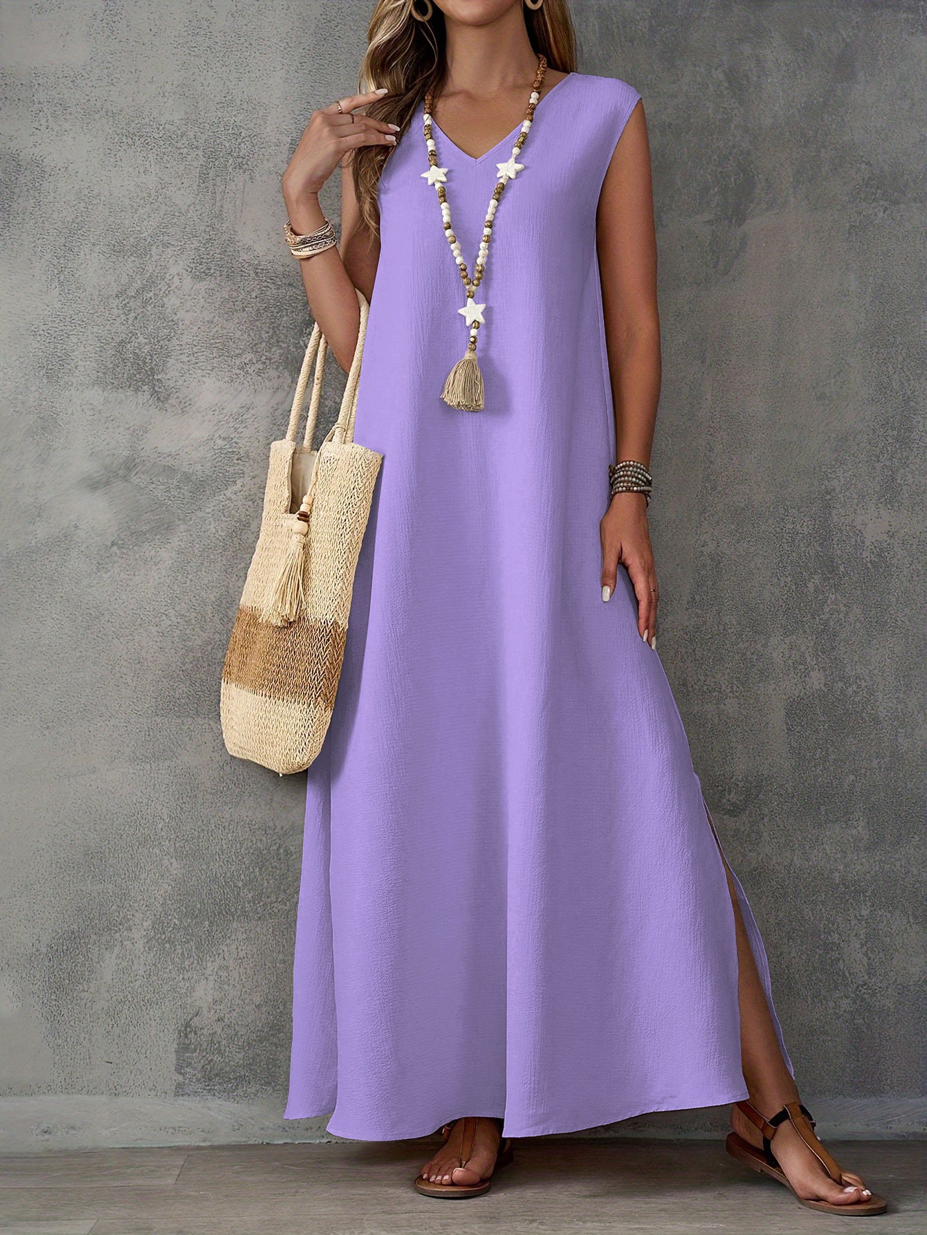 Leonor - Maxikleid mit V-Ausschnitt & Seitenschlitzen - Helllila